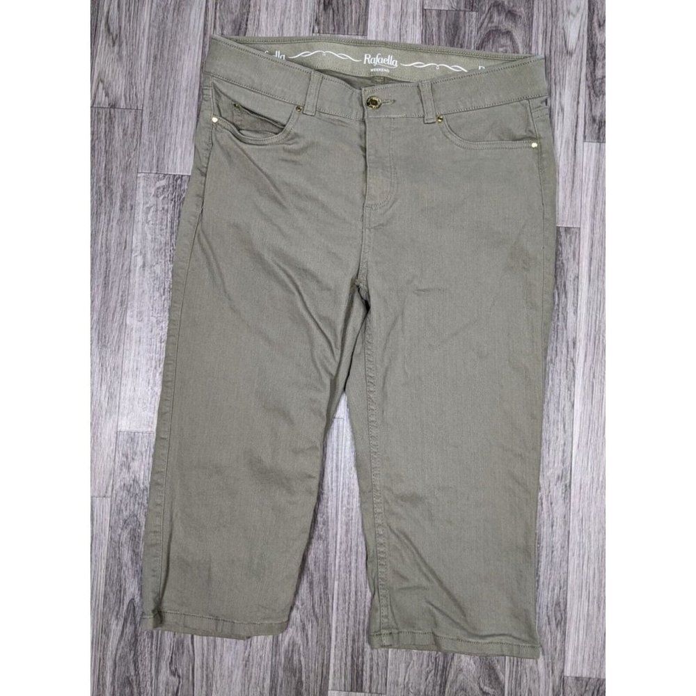 Rafaella Size 8 Pockets Weekend Olive Green Denim Capri Jeans